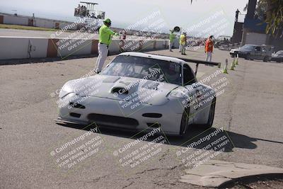 media/Oct-25-2025-CalClub SCCA (Sat) [[34c778dfbe]]/Around the Pits/